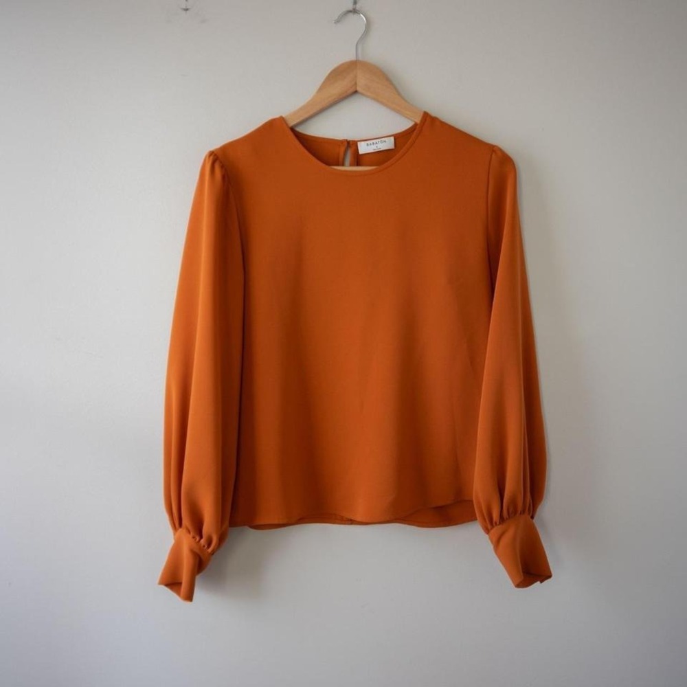 Orange Aritzia Babaton Moda Long-Sleeved Blouse Size Small